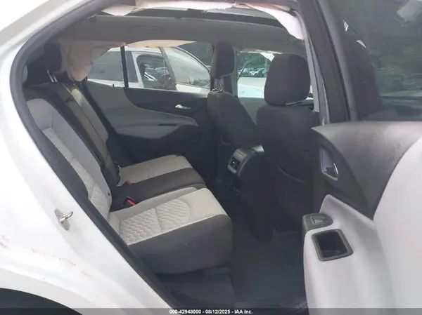 2GNAXJEV8J6293382 2018 CHEVROLET EQUINOX - Image 8