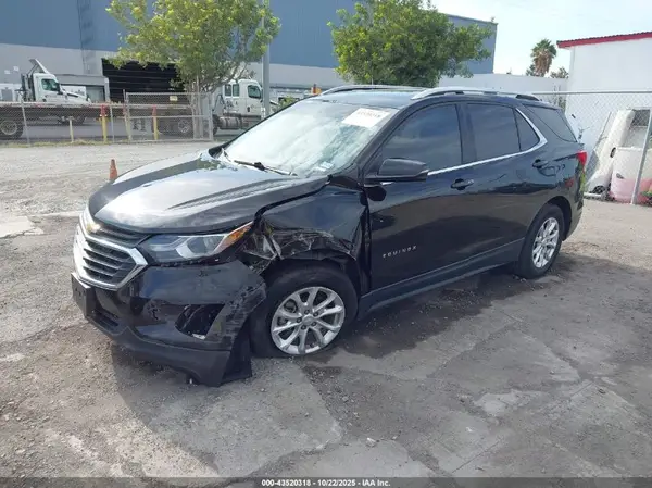 2GNAXJEV8J6307815 2018 CHEVROLET EQUINOX - Image 2
