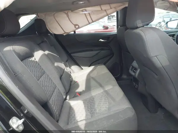 2GNAXJEV8J6307815 2018 CHEVROLET EQUINOX - Image 8