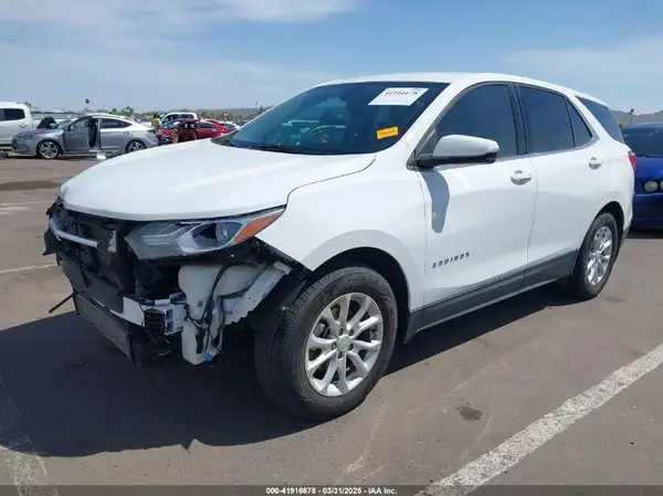 2GNAXJEV8J6318815 2018 CHEVROLET EQUINOX - Image 2