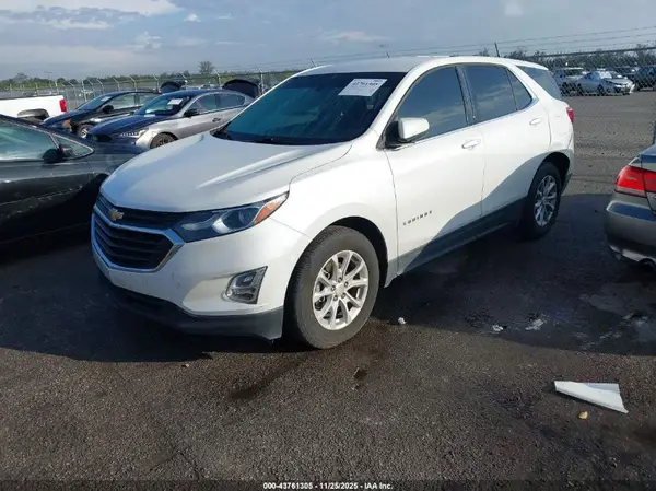 2GNAXJEV8J6334562 2018 CHEVROLET EQUINOX - Image 2