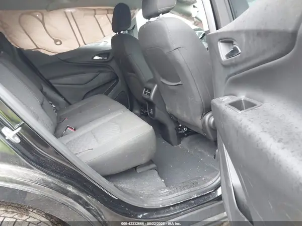 2GNAXJEV8K6223401 2019 CHEVROLET EQUINOX - Image 8