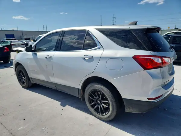 2GNAXJEV8K6244135 2019 CHEVROLET EQUINOX - Image 2
