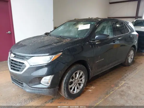 2GNAXJEV8K6268094 2019 CHEVROLET EQUINOX - Image 2