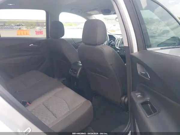 2GNAXJEV8K6301563 2019 CHEVROLET EQUINOX - Image 8