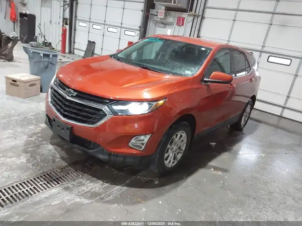 2GNAXJEV8L6262281 2020 CHEVROLET EQUINOX - Image 2