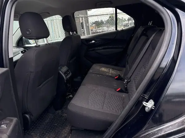 2GNAXJEV8M6105013 2021 CHEVROLET EQUINOX - Image 2