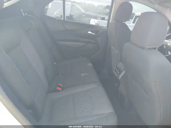 2GNAXJEV9J6124925 2018 CHEVROLET EQUINOX - Image 8