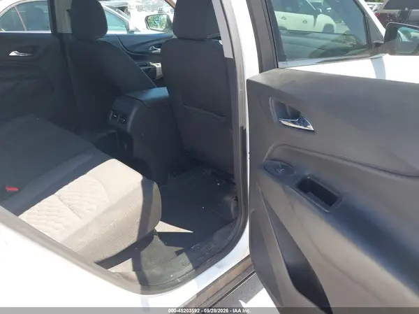2GNAXJEV9J6134337 2018 CHEVROLET EQUINOX - Image 8