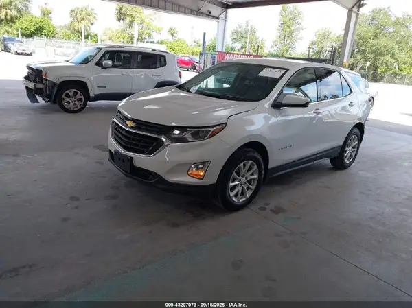 2GNAXJEV9J6138615 2018 CHEVROLET EQUINOX - Image 2