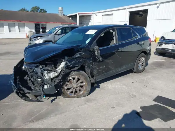 2GNAXJEV9J6242781 2018 CHEVROLET EQUINOX - Image 2