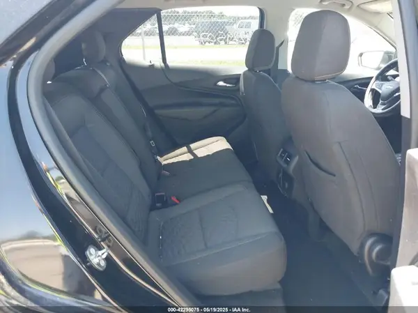 2GNAXJEV9J6246149 2018 CHEVROLET EQUINOX - Image 8