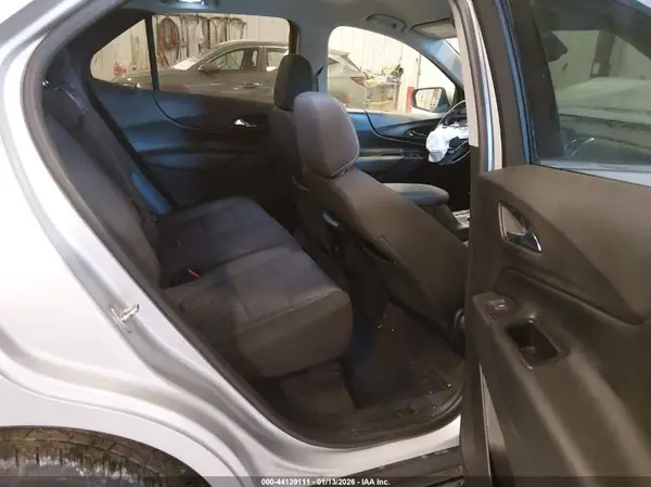 2GNAXJEV9J6249360 2018 CHEVROLET EQUINOX - Image 8