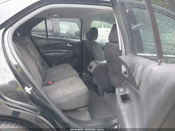 2GNAXJEV9J6254364 2018 CHEVROLET EQUINOX - Image 8
