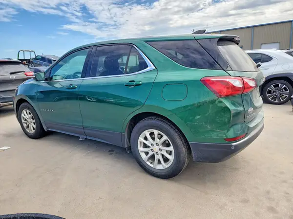 2GNAXJEV9J6267132 2018 CHEVROLET EQUINOX - Image 2