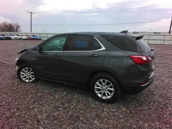2GNAXJEV9J6273870 2018 CHEVROLET EQUINOX - Image 2