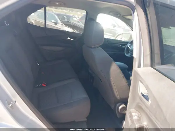 2GNAXJEV9J6274534 2018 CHEVROLET EQUINOX - Image 8