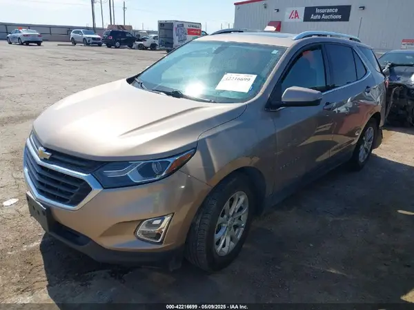 2GNAXJEV9J6278308 2018 CHEVROLET EQUINOX - Image 2