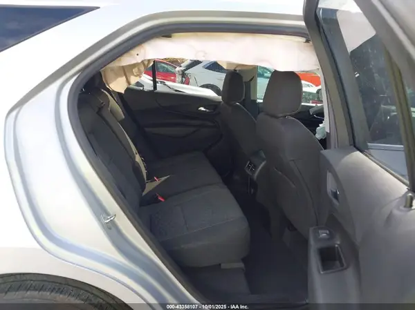2GNAXJEV9J6309055 2018 CHEVROLET EQUINOX - Image 8