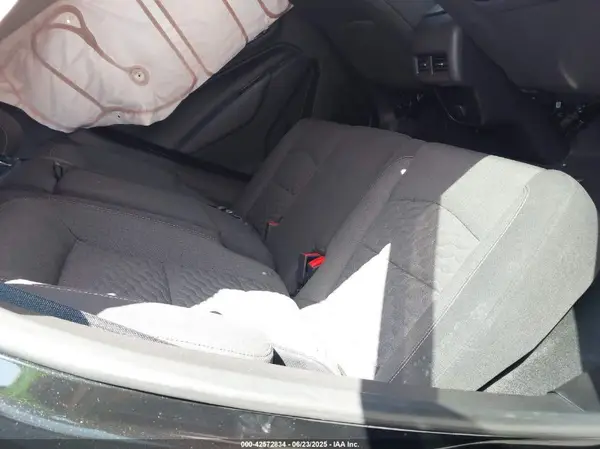 2GNAXJEV9J6310674 2018 CHEVROLET EQUINOX - Image 8