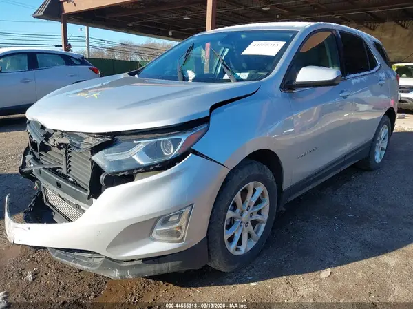 2GNAXJEV9J6327734 2018 CHEVROLET EQUINOX - Image 2