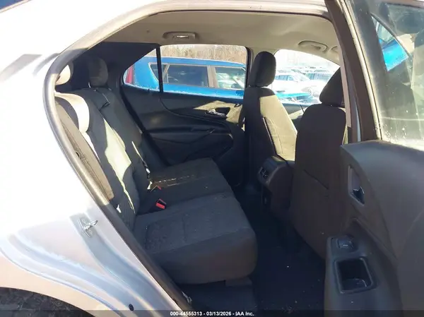 2GNAXJEV9J6327734 2018 CHEVROLET EQUINOX - Image 8