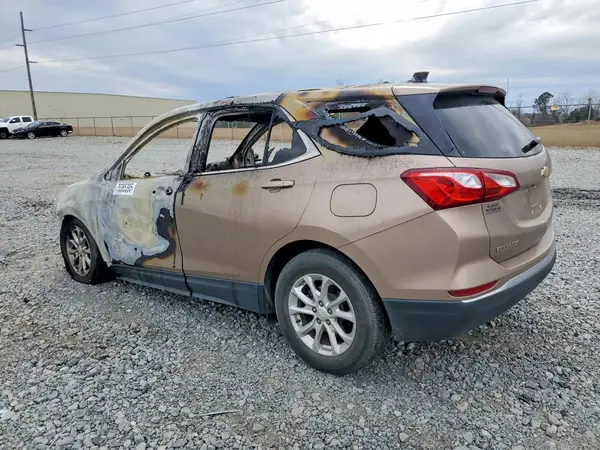 2GNAXJEV9J6335932 2018 CHEVROLET EQUINOX - Image 2