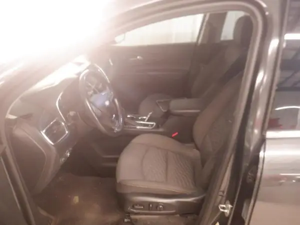 2GNAXJEV9L6230276 2020 CHEVROLET EQUINOX - Image 2