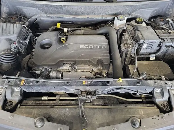 2GNAXJEV9M6159890 2021 CHEVROLET EQUINOX - Image 2
