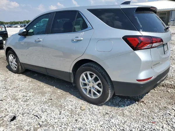 2GNAXJEV9N6137096 2022 CHEVROLET EQUINOX - Image 2