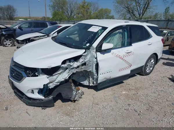 2GNAXJEVXJ6110029 2018 CHEVROLET EQUINOX - Image 2
