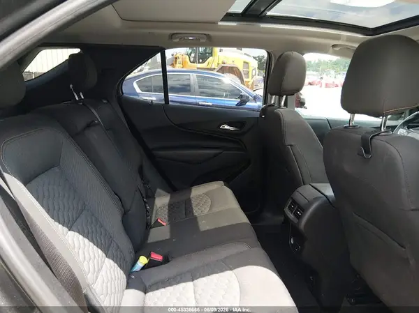 2GNAXJEVXJ6118289 2018 CHEVROLET EQUINOX - Image 8