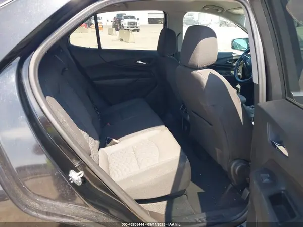 2GNAXJEVXJ6133505 2018 CHEVROLET EQUINOX - Image 8