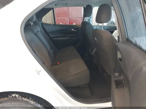 2GNAXJEVXJ6136131 2018 CHEVROLET EQUINOX - Image 8