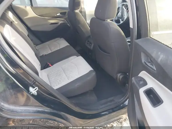 2GNAXJEVXJ6144231 2018 CHEVROLET EQUINOX - Image 8