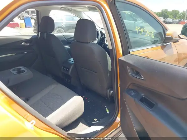 2GNAXJEVXJ6145363 2018 CHEVROLET EQUINOX - Image 8
