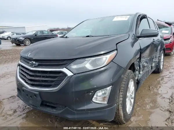 2GNAXJEVXJ6154483 2018 CHEVROLET EQUINOX - Image 2
