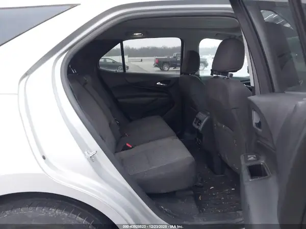 2GNAXJEVXJ6156346 2018 CHEVROLET EQUINOX - Image 8