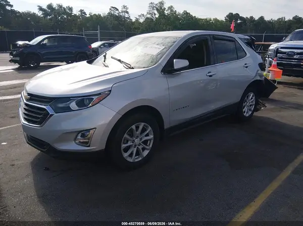 2GNAXJEVXJ6199097 2018 CHEVROLET EQUINOX - Image 2