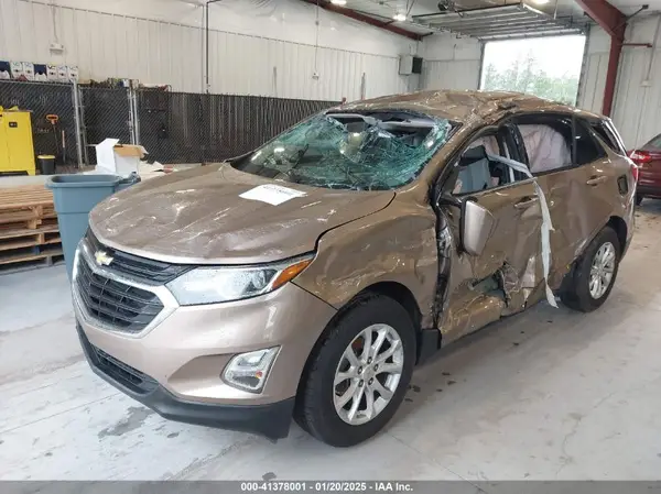 2GNAXJEVXJ6207229 2018 CHEVROLET EQUINOX - Image 2