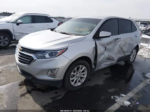 2GNAXJEVXJ6207702 2018 CHEVROLET EQUINOX - Image 2