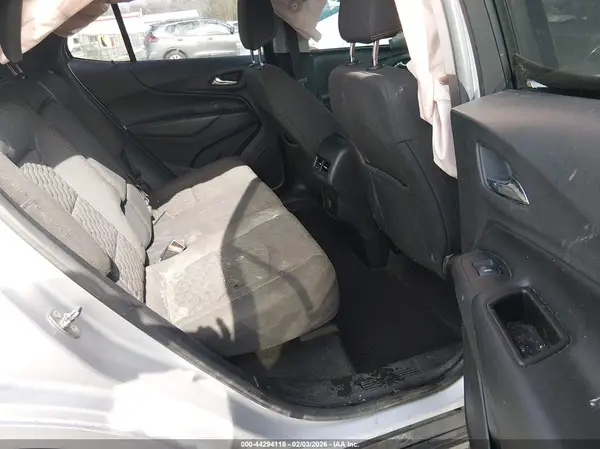 2GNAXJEVXJ6207702 2018 CHEVROLET EQUINOX - Image 8
