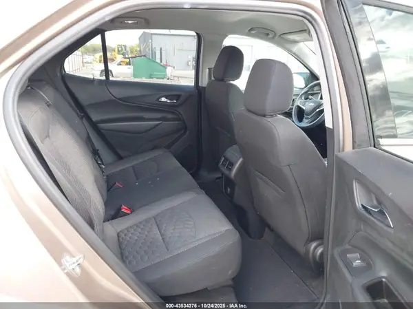 2GNAXJEVXJ6216237 2018 CHEVROLET EQUINOX - Image 8