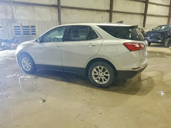 2GNAXJEVXJ6243437 2018 CHEVROLET EQUINOX - Image 2