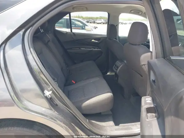 2GNAXJEVXJ6246905 2018 CHEVROLET EQUINOX - Image 8