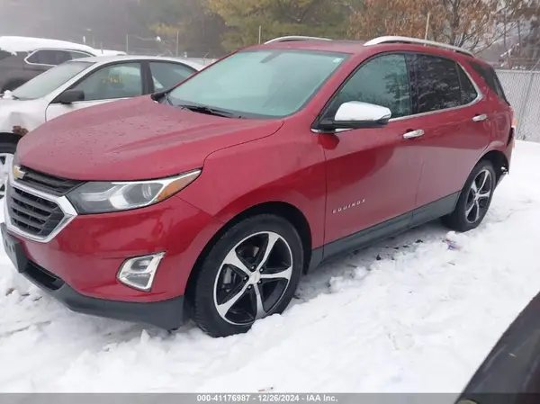 2GNAXJEVXJ6248945 2018 CHEVROLET EQUINOX - Image 2