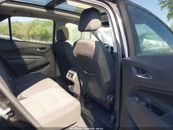 2GNAXJEVXJ6258312 2018 CHEVROLET EQUINOX - Image 8