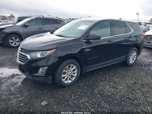 2GNAXJEVXJ6260951 2018 CHEVROLET EQUINOX - Image 2