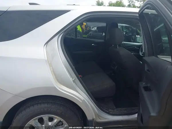 2GNAXJEVXJ6262649 2018 CHEVROLET EQUINOX - Image 8