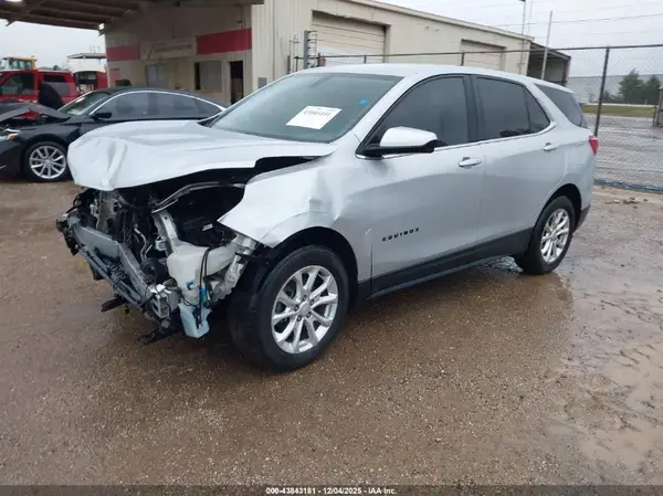 2GNAXJEVXJ6267723 2018 CHEVROLET EQUINOX - Image 2